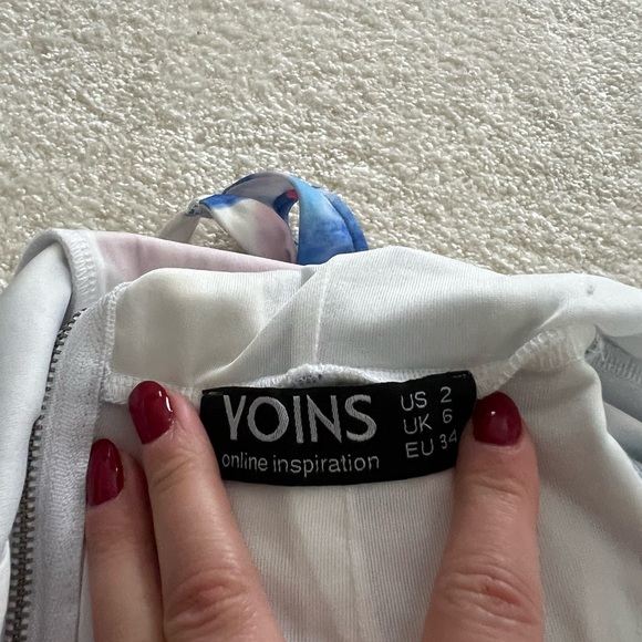 Voin’s Floral Dress - Picture 2 of 2